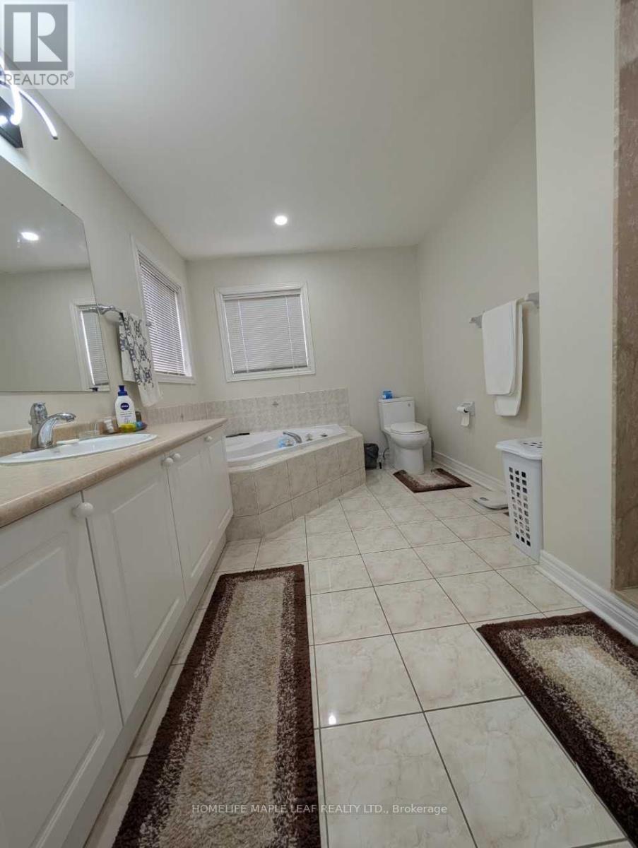 342 Van Kirk Drive, Brampton, Ontario L7A 1V5 - Photo 12 - W13448344