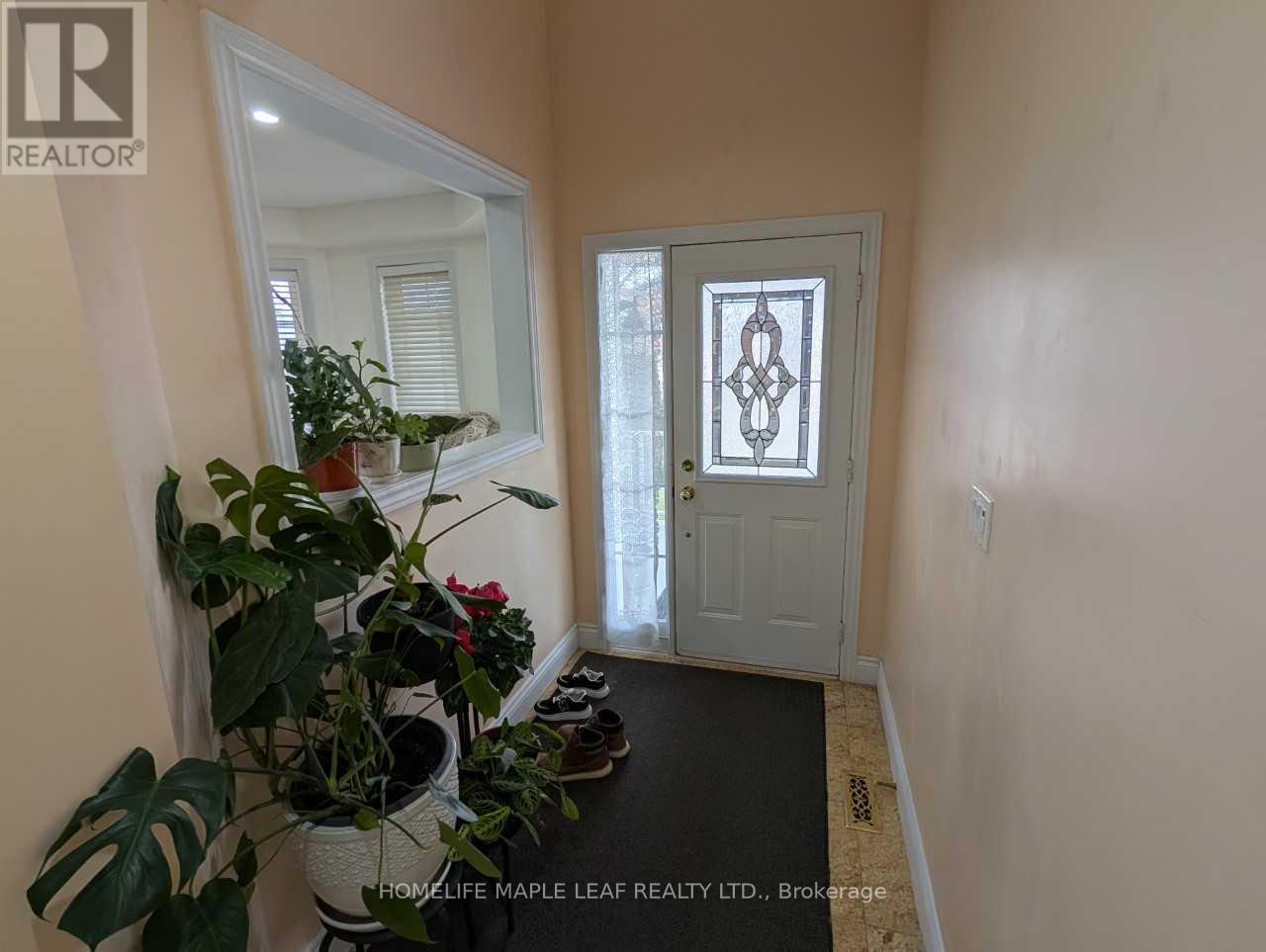 342 Van Kirk Drive, Brampton, Ontario L7A 1V5 - Photo 2 - W13448344
