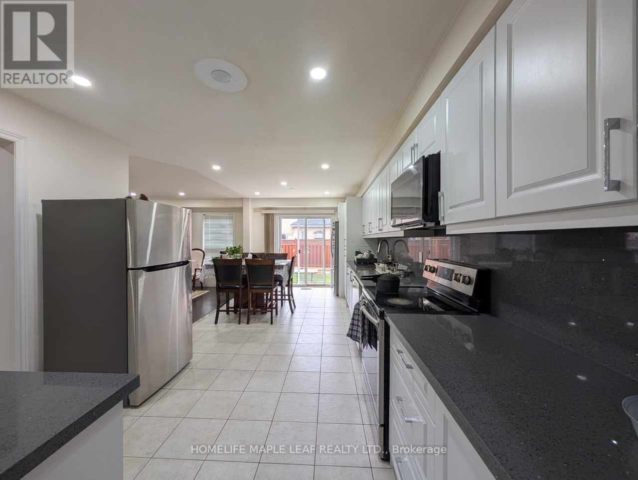 342 Van Kirk Drive, Brampton, Ontario L7A 1V5 - Photo 9 - W13448344