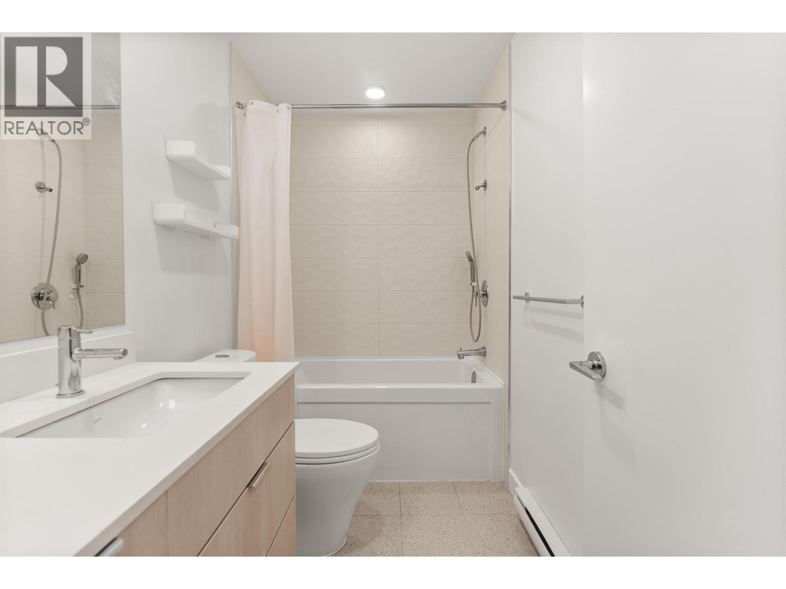 502 2499 Rabbit Drive, Tsawwassen, British Columbia  V4M 0G4 - Photo 12 - R3136099
