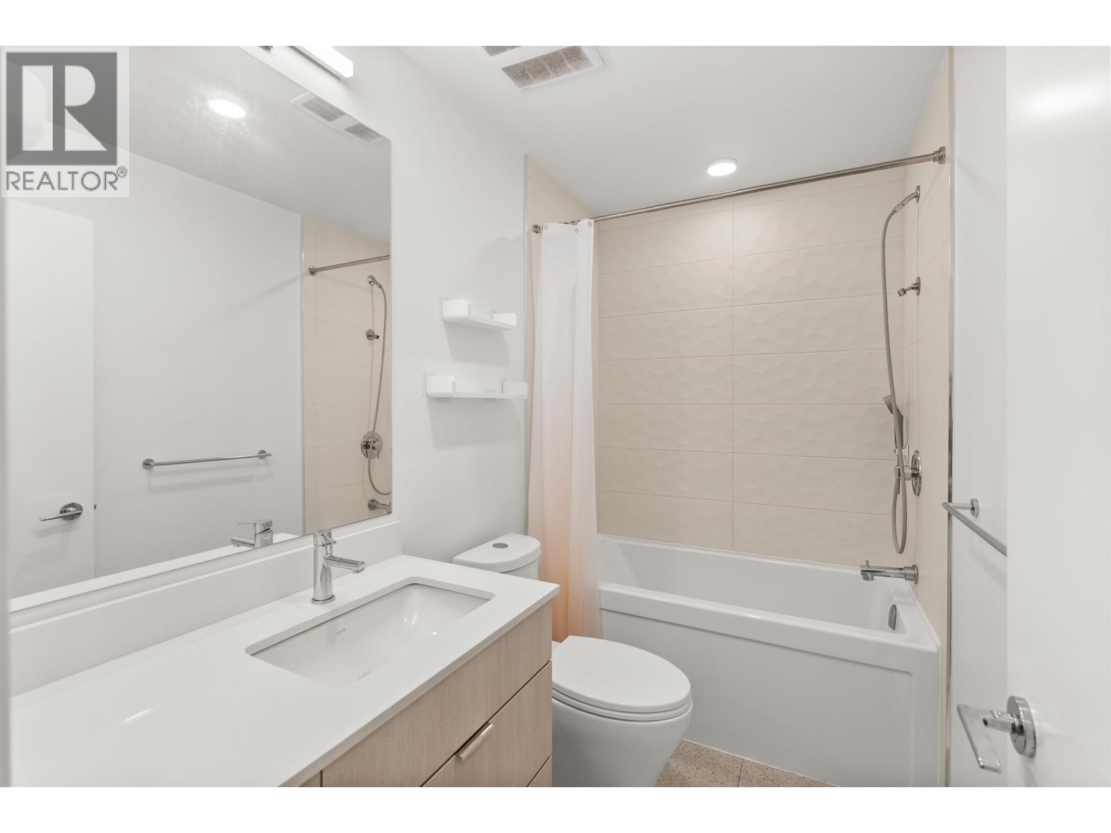 502 2499 Rabbit Drive, Tsawwassen, British Columbia  V4M 0G4 - Photo 13 - R3136099