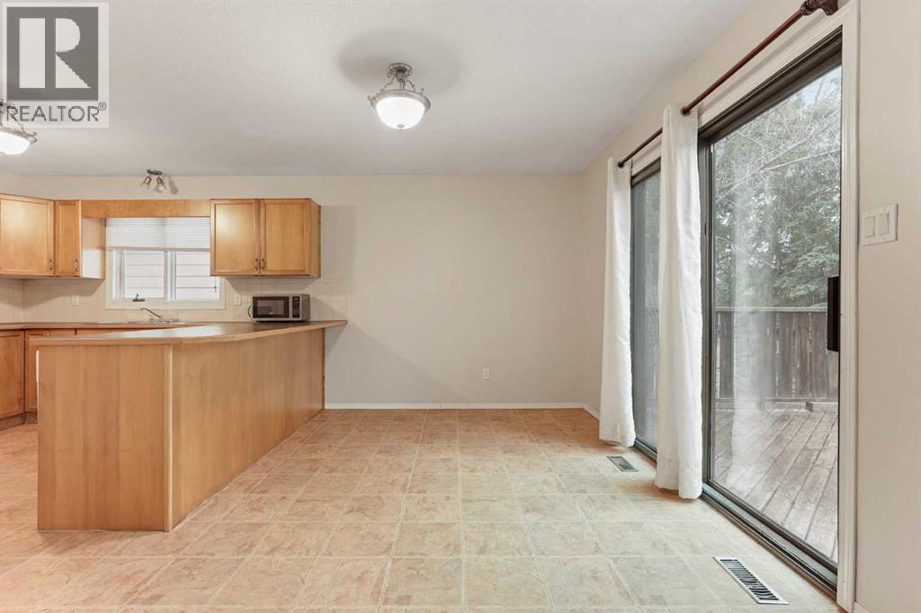 182 Oxford Road W, Lethbridge, Alberta  T1K 4V4 - Photo 7 - A2321185