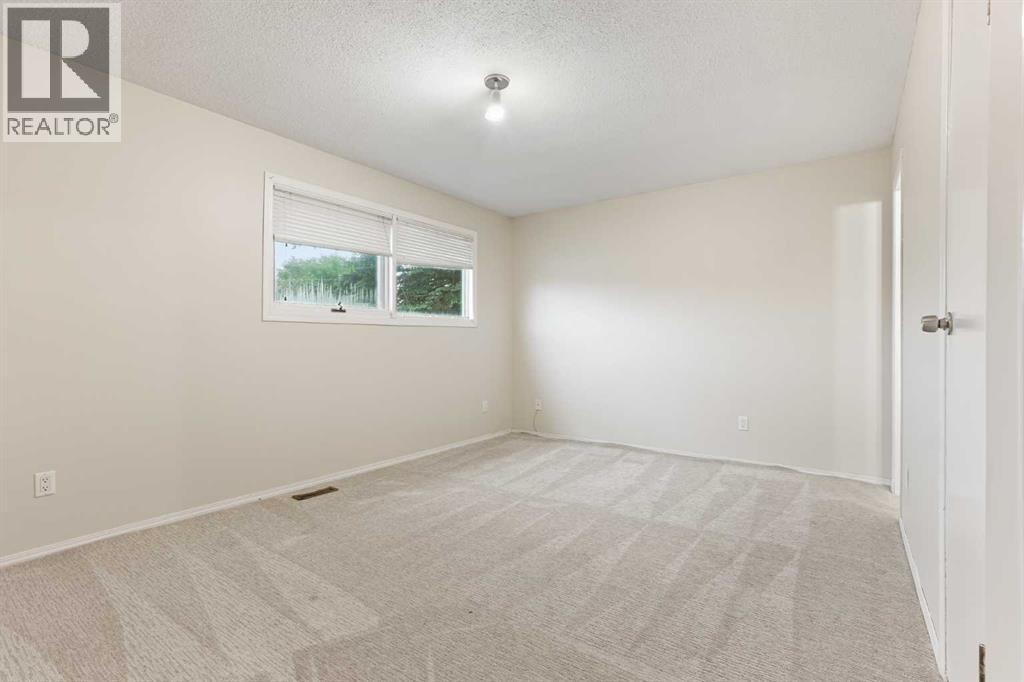 182 Oxford Road W, Lethbridge, Alberta  T1K 4V4 - Photo 15 - A2321185