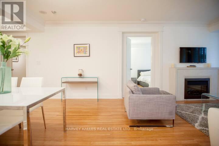 221 - 38 William Carson Crescent, Toronto, Ontario  M2P 2H2 - Photo 6 - C13444254
