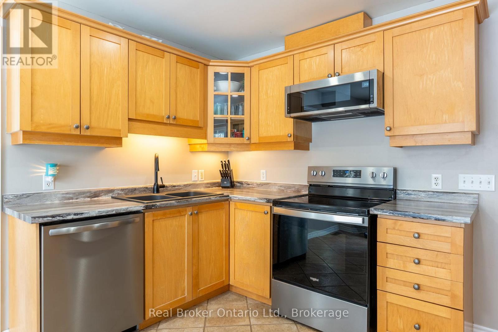 9 Boyd Crescent, Oro-Medonte (Moonstone), Ontario  L0K 1N0 - Photo 6 - S13448396