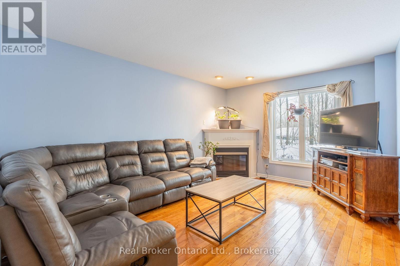 9 Boyd Crescent, Oro-Medonte (Moonstone), Ontario  L0K 1N0 - Photo 8 - S13448396