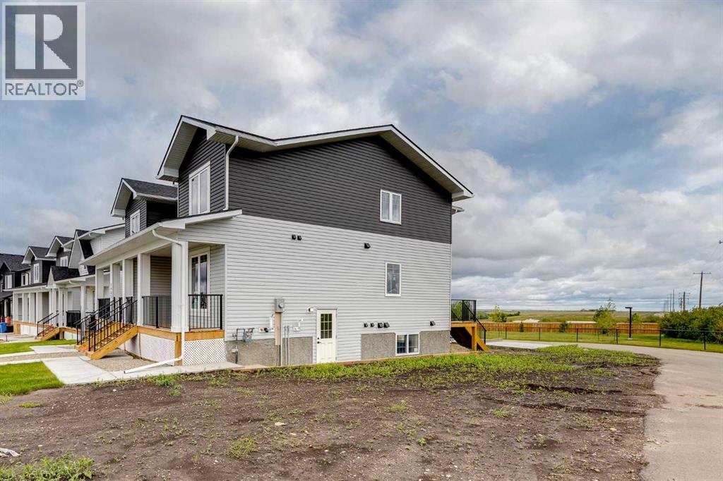 1903 Mccaskill Drive, Crossfield, Alberta  T0M 0S0 - Photo 4 - A2302711