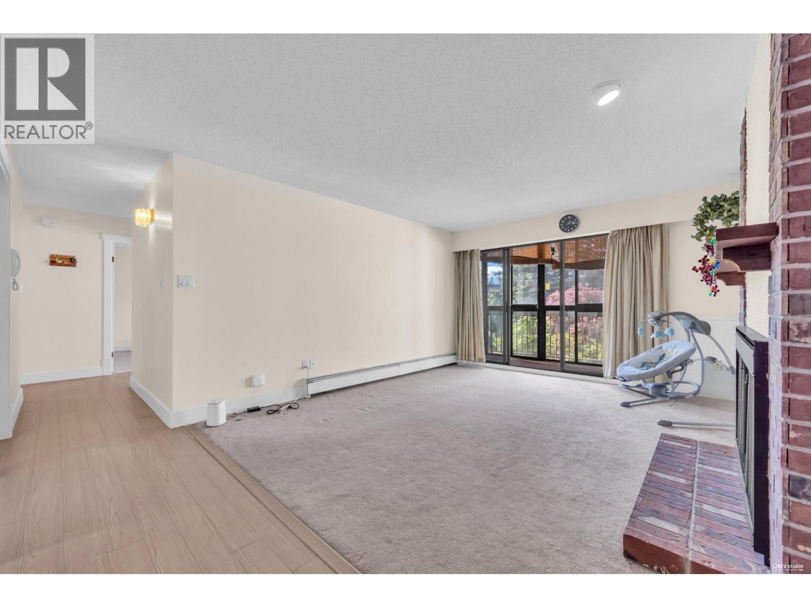 216 6669 TELFORD AVENUE Burnaby British Columbia Canada V5H4A1 5