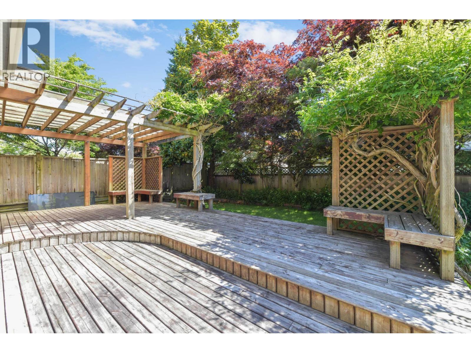 9760 Gilhurst Crescent, Richmond, British Columbia  V7A 1P2 - Photo 12 - R3136160