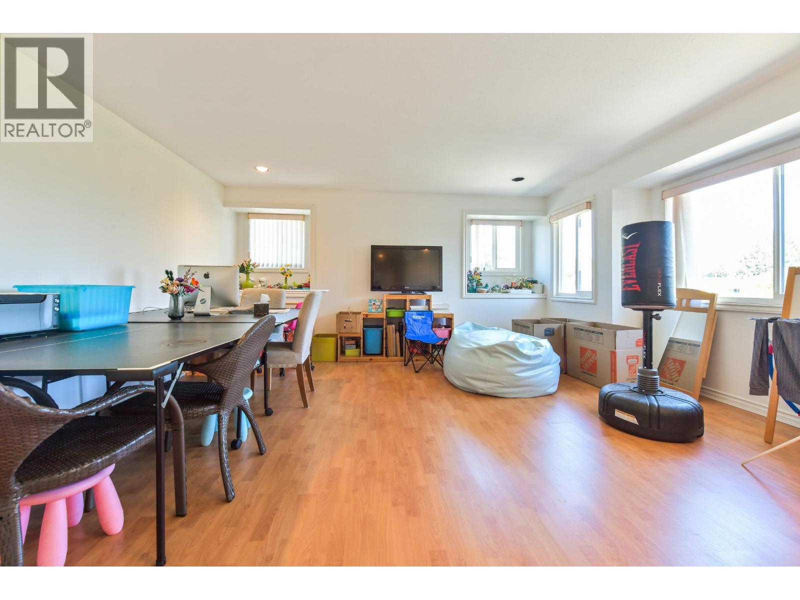 9760 Gilhurst Crescent, Richmond, British Columbia  V7A 1P2 - Photo 38 - R3136160