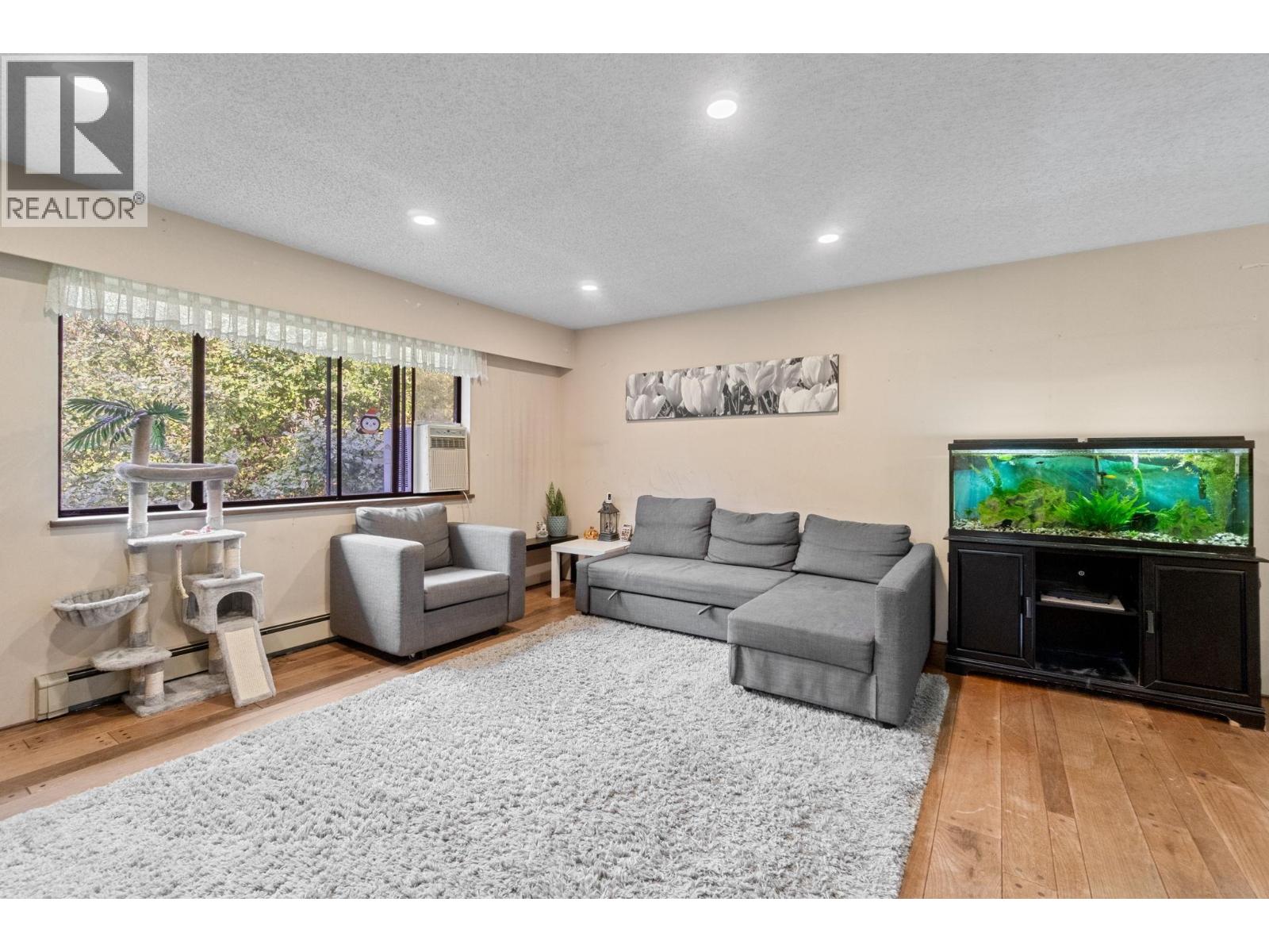 3278 Coy Avenue, Coquitlam, British Columbia  V3E 3H3 - Photo 7 - R3136203