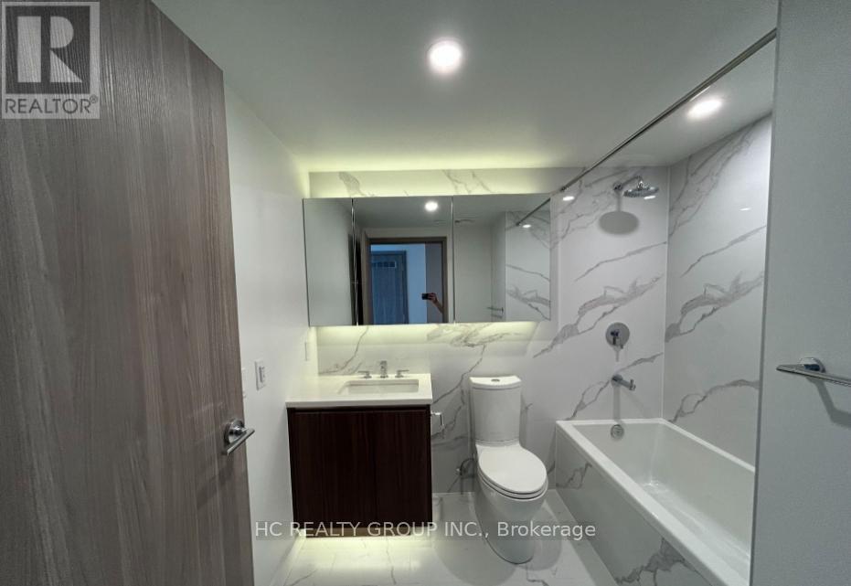 3511 - 3 Concord Cityplace Way, Toronto, Ontario M5V 0X4 - Photo 11 - C13448404