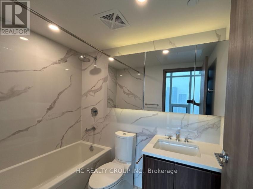 3511 - 3 Concord Cityplace Way, Toronto, Ontario M5V 0X4 - Photo 12 - C13448404