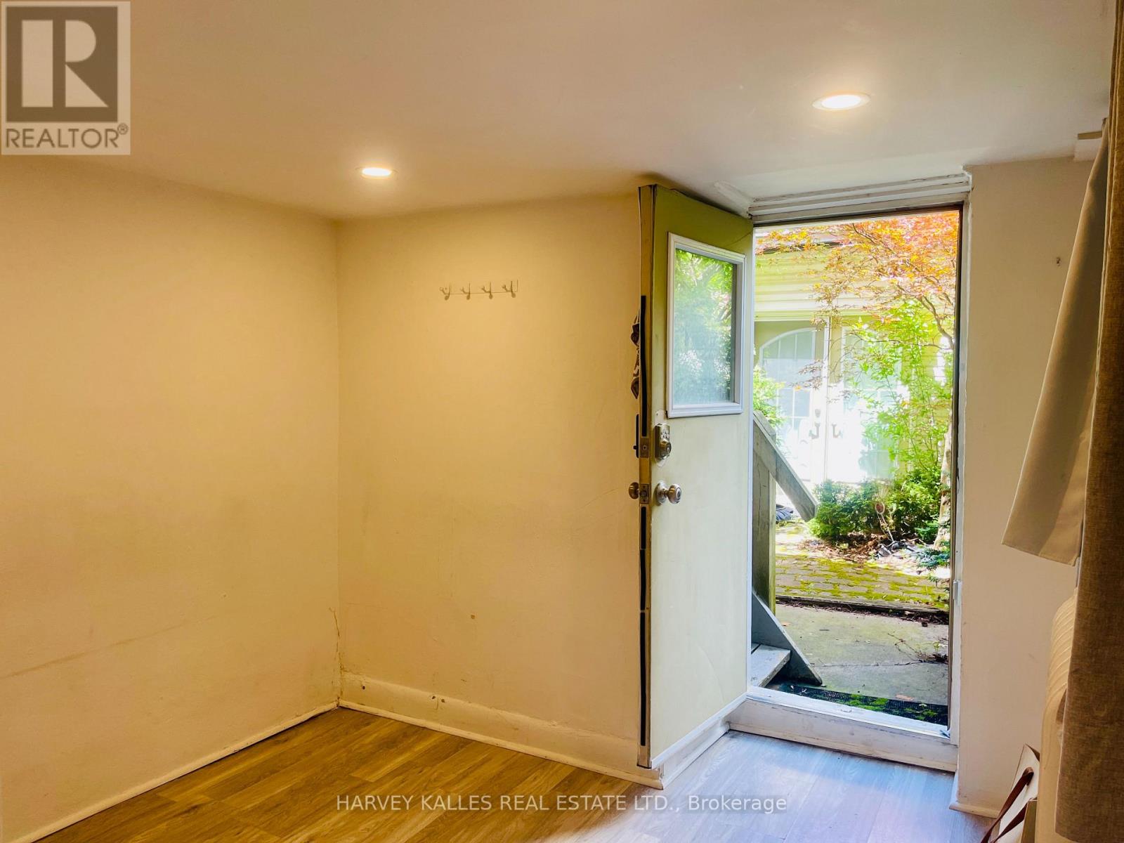 Basement - 218 Heath Street W, Toronto, Ontario  M5P 1N7 - Photo 11 - C13448406