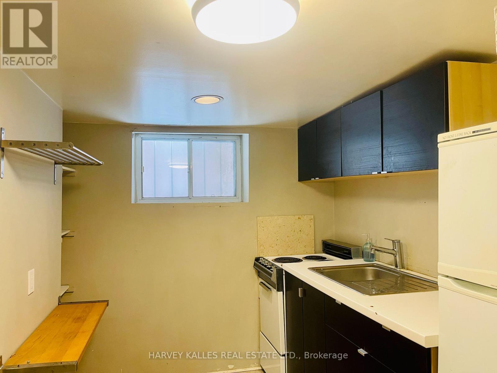 Basement - 218 Heath Street W, Toronto, Ontario  M5P 1N7 - Photo 6 - C13448406