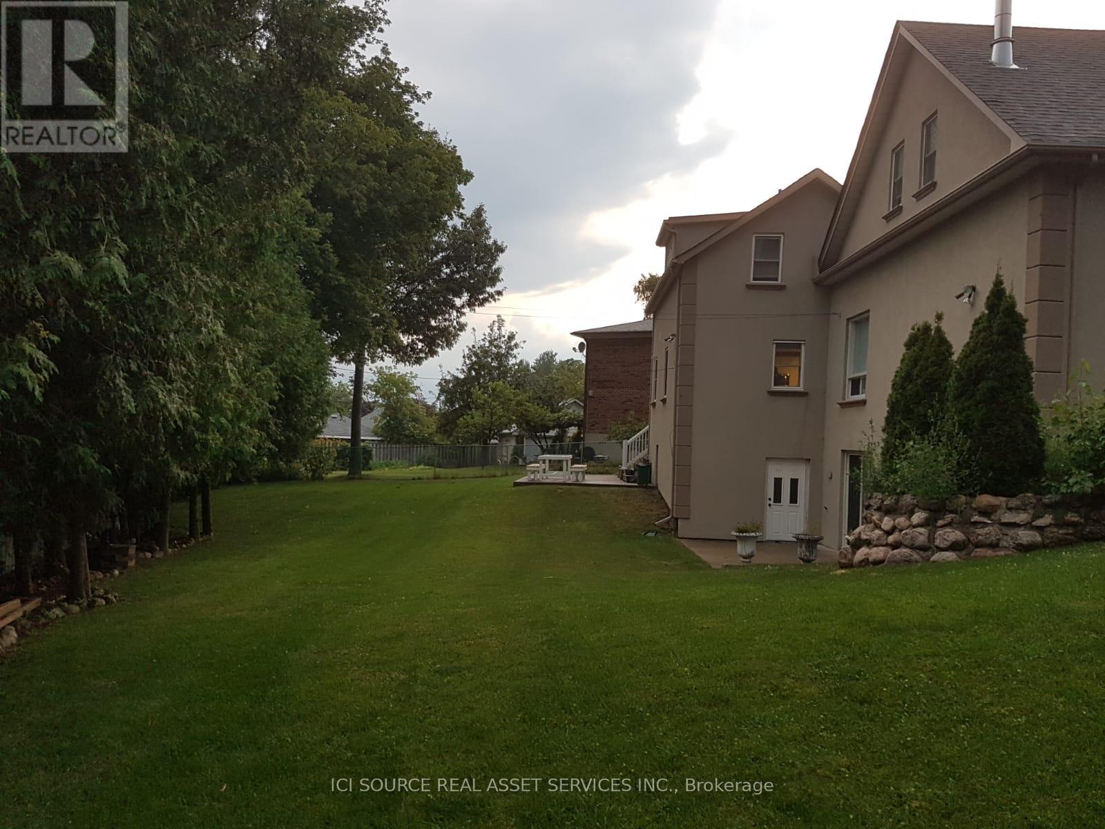 12 Iondale Place, Toronto, Ontario  M1K 3B2 - Photo 2 - E13441510