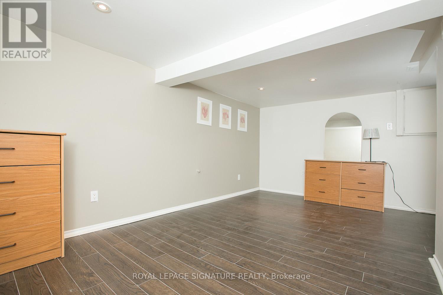 349 Main Street, Toronto, Ontario  M4C 4X6 - Photo 4 - E13448410