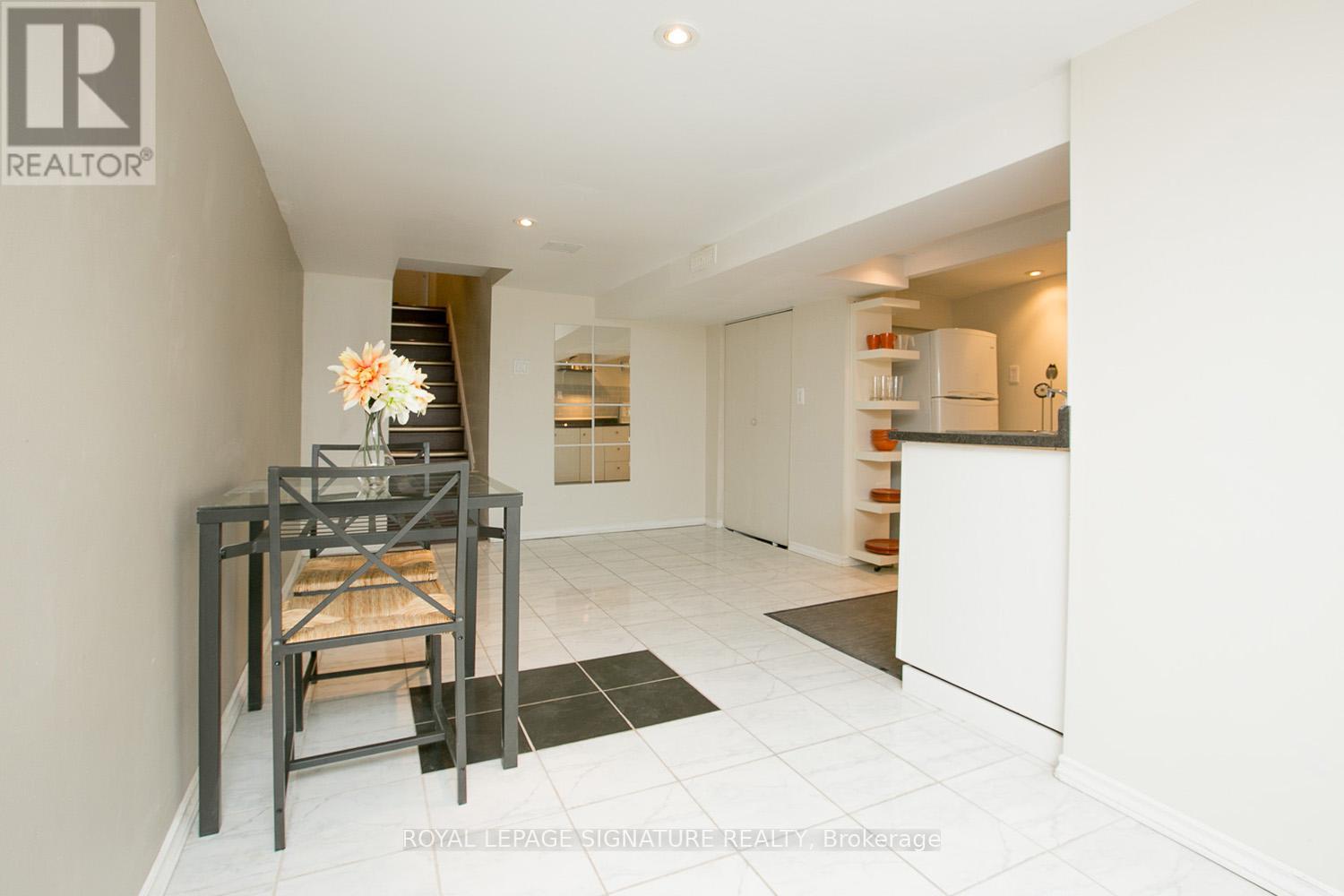 349 Main Street, Toronto, Ontario  M4C 4X6 - Photo 8 - E13448410