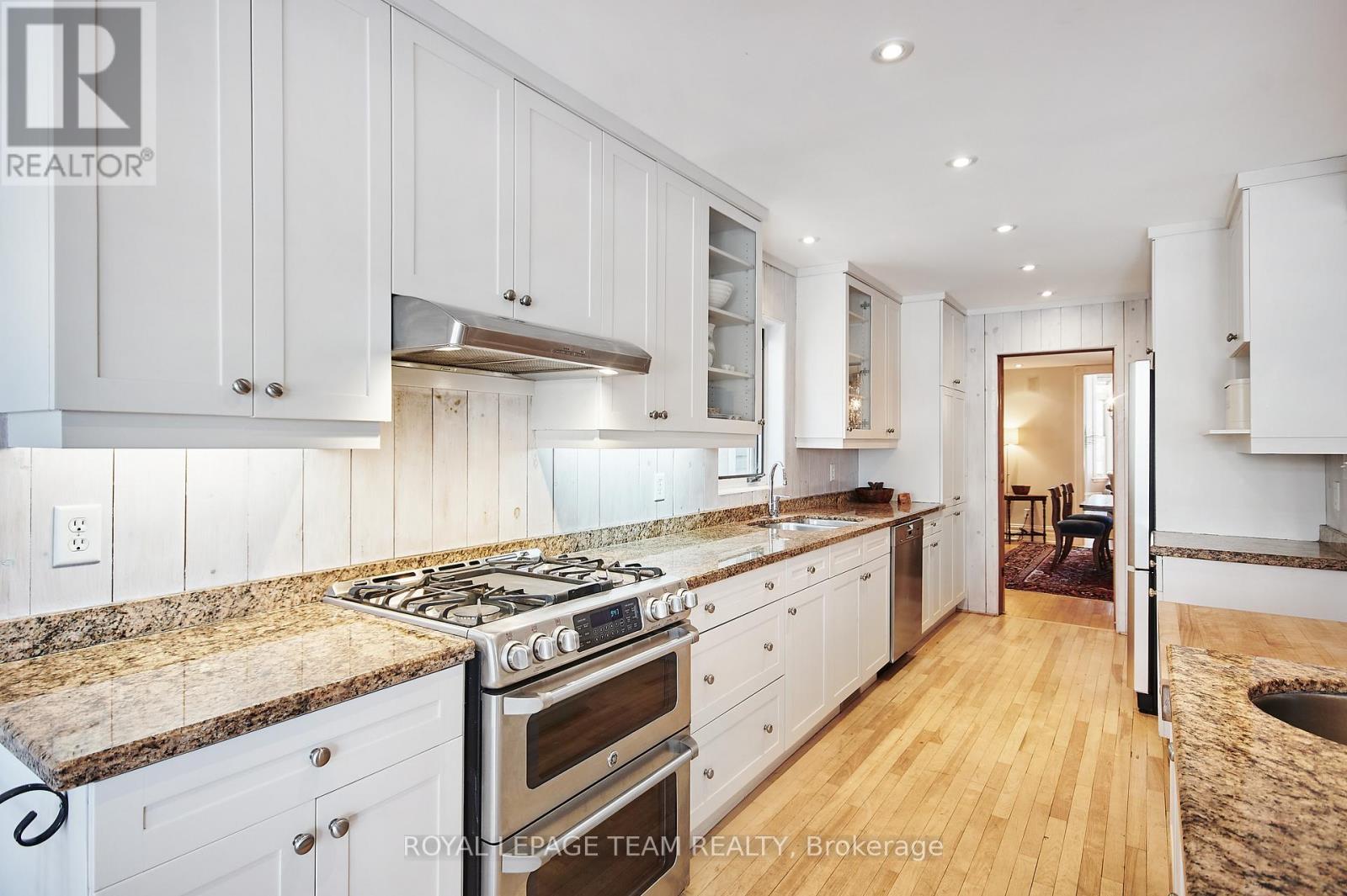 108 Stanley Avenue, Ottawa, Ontario  K1M 1N9 - Photo 13 - X13447096