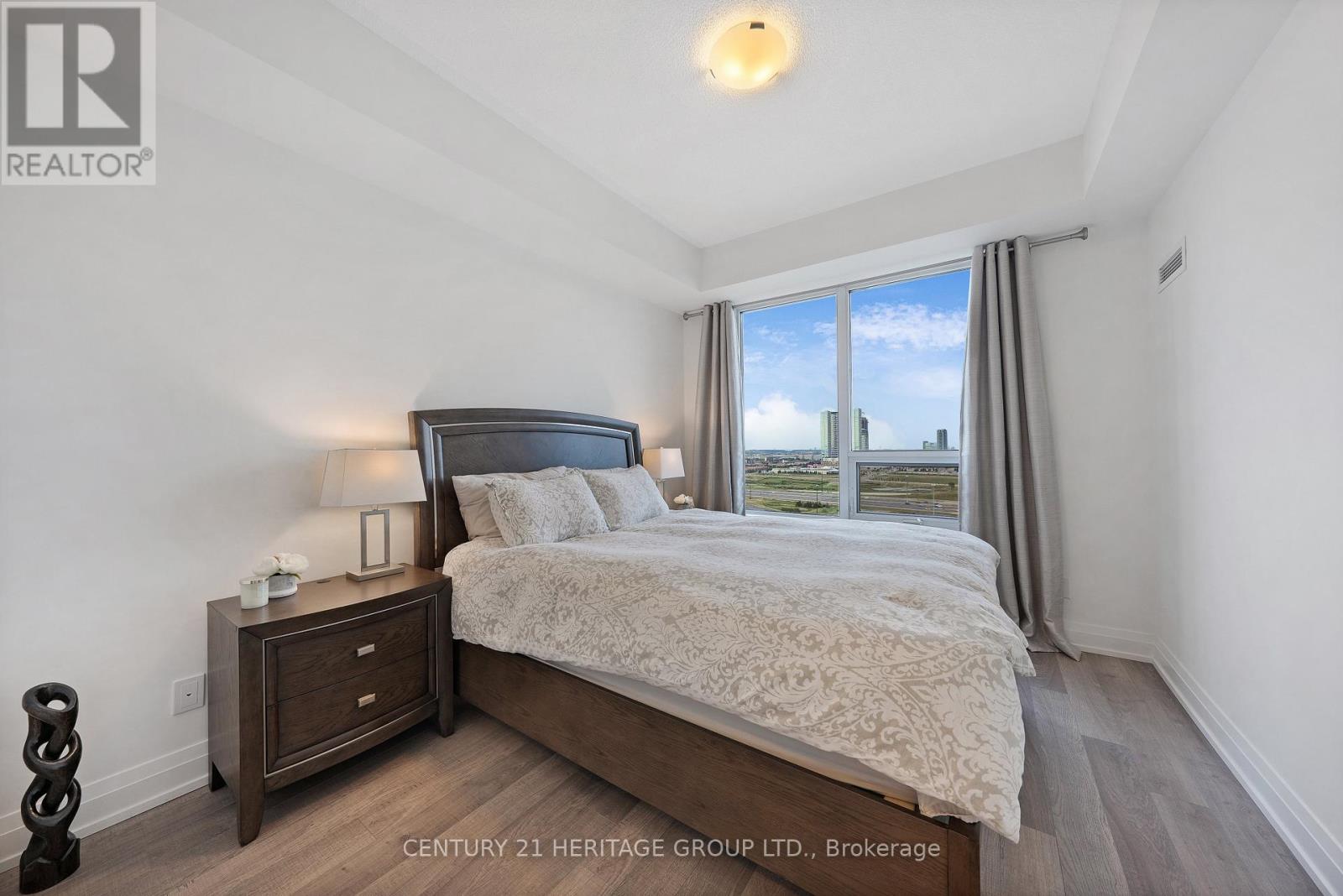 2206 - 3600 Hwy 7, Vaughan, Ontario L4L 0G7 - Photo 13 - N13448386