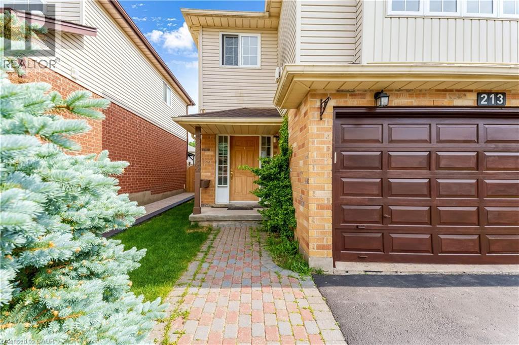 213 Grey Fox Drive, Kitchener, Ontario  N2E 3N7 - Photo 4 - 40838375