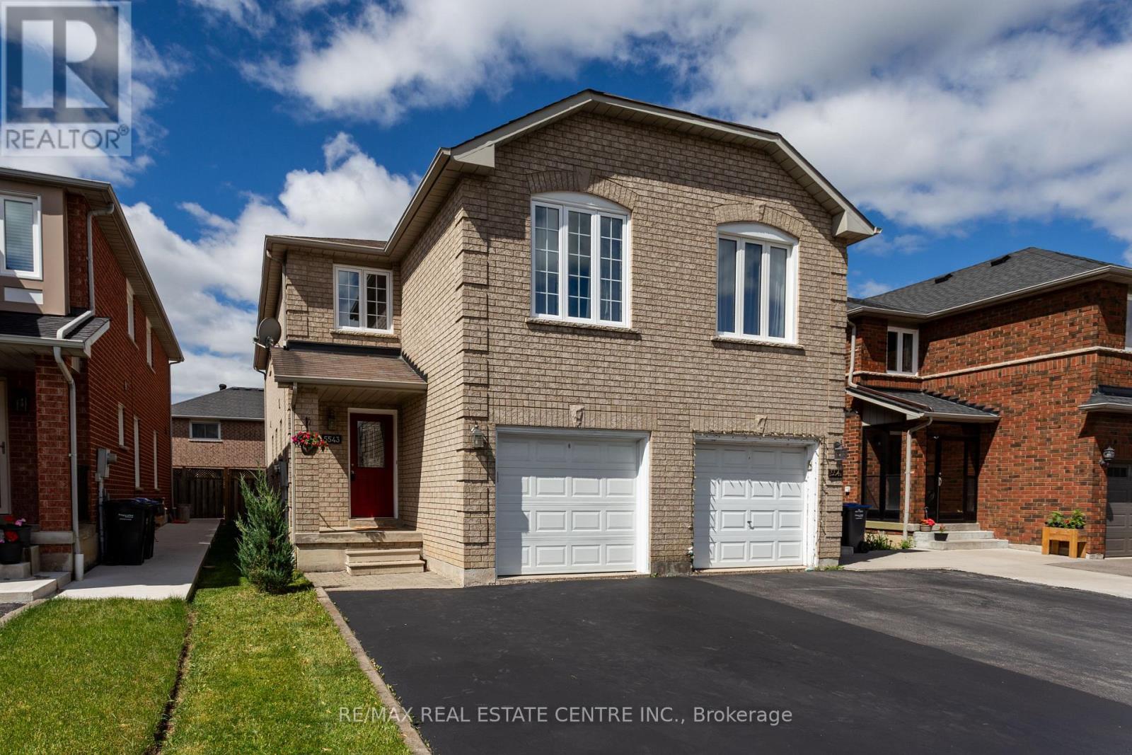 5543 Antrex Crescent, Mississauga, Ontario  L4Z 3T8 - Photo 2 - W13448382