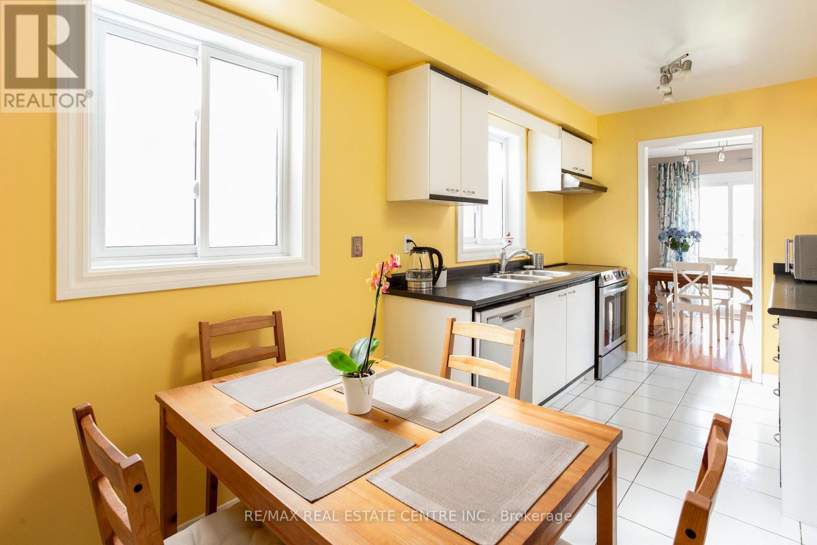 5543 Antrex Crescent, Mississauga, Ontario  L4Z 3T8 - Photo 21 - W13448382