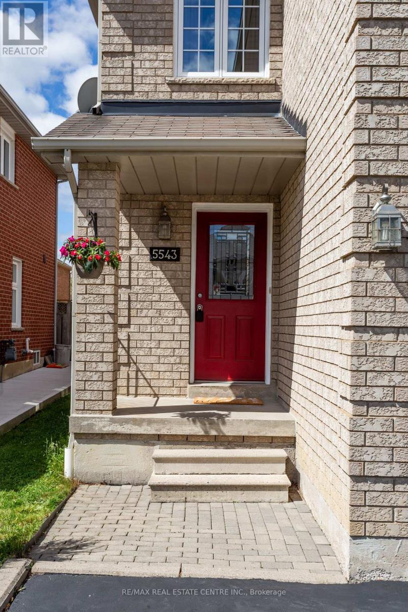 5543 Antrex Crescent, Mississauga, Ontario  L4Z 3T8 - Photo 3 - W13448382