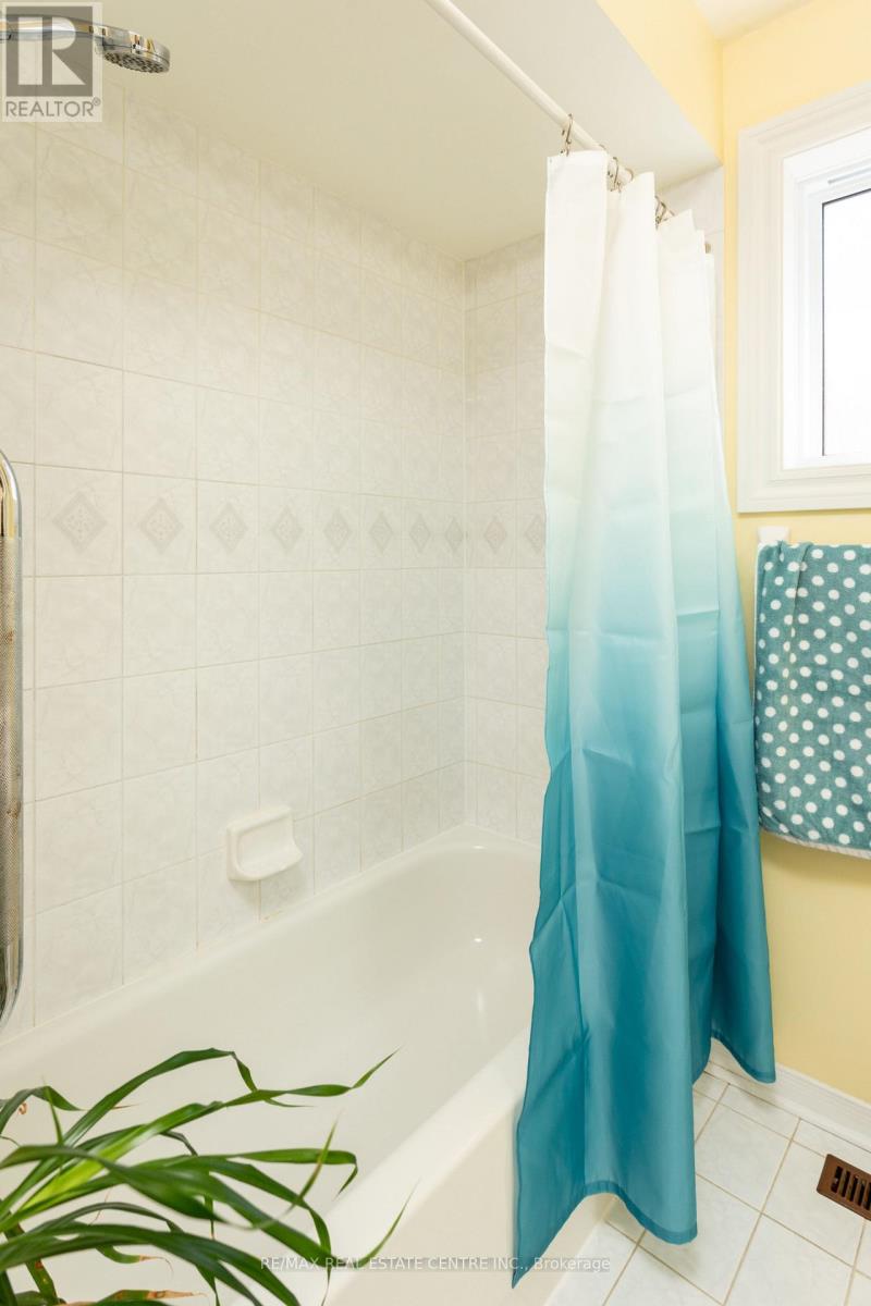 5543 Antrex Crescent, Mississauga, Ontario  L4Z 3T8 - Photo 30 - W13448382