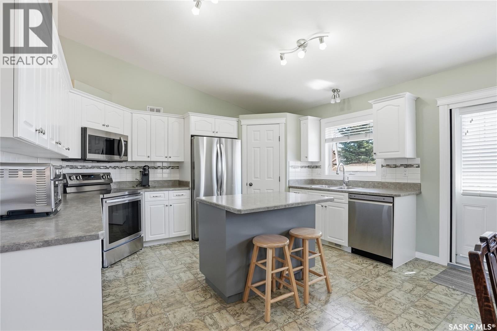 511 Pobran Crescent, Saskatoon, Saskatchewan  S7S 1L4 - Photo 16 - SK039466