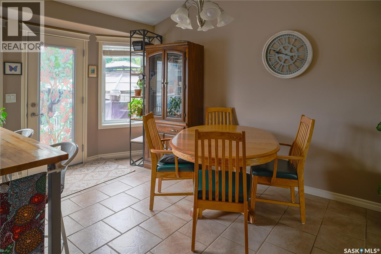 319 Stefaniuk Crescent, Saskatoon, Saskatchewan  S7H 0H6 - Photo 11 - SK039444