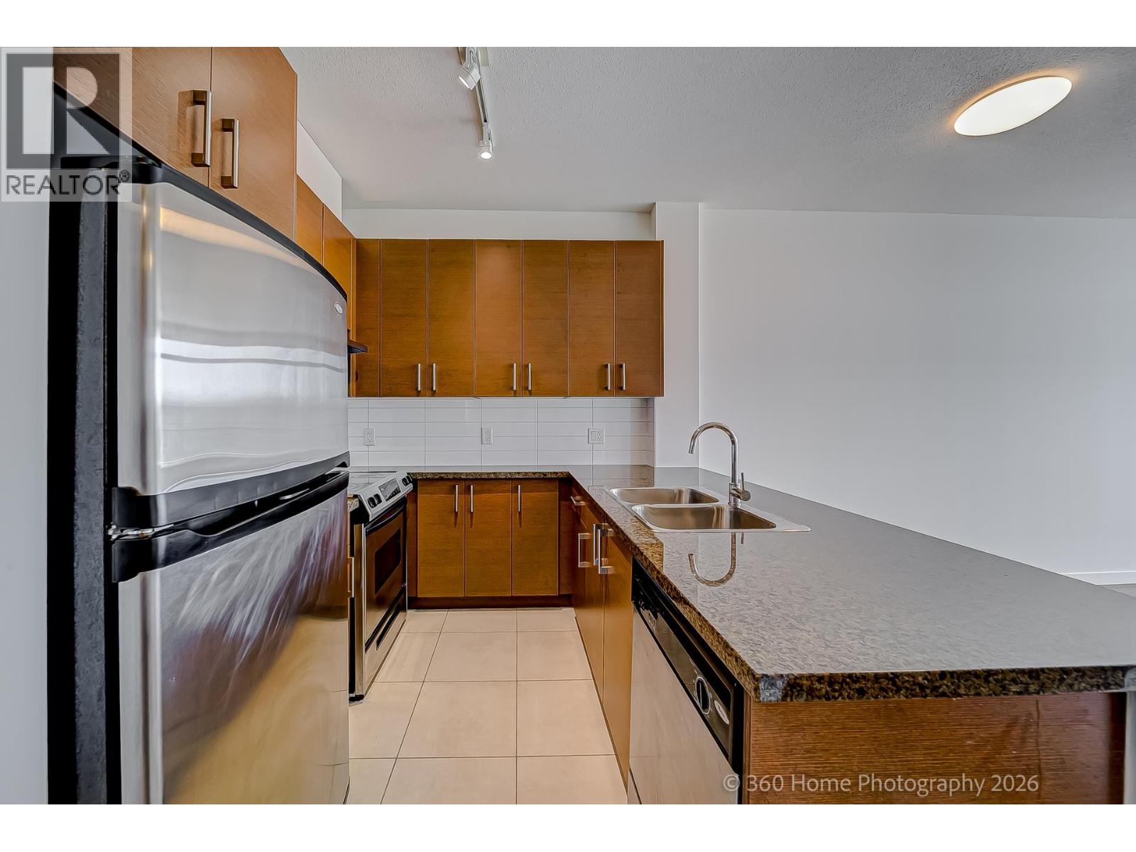 805 4250 Dawson Street, Burnaby, British Columbia  V5C 4B1 - Photo 5 - R3135978