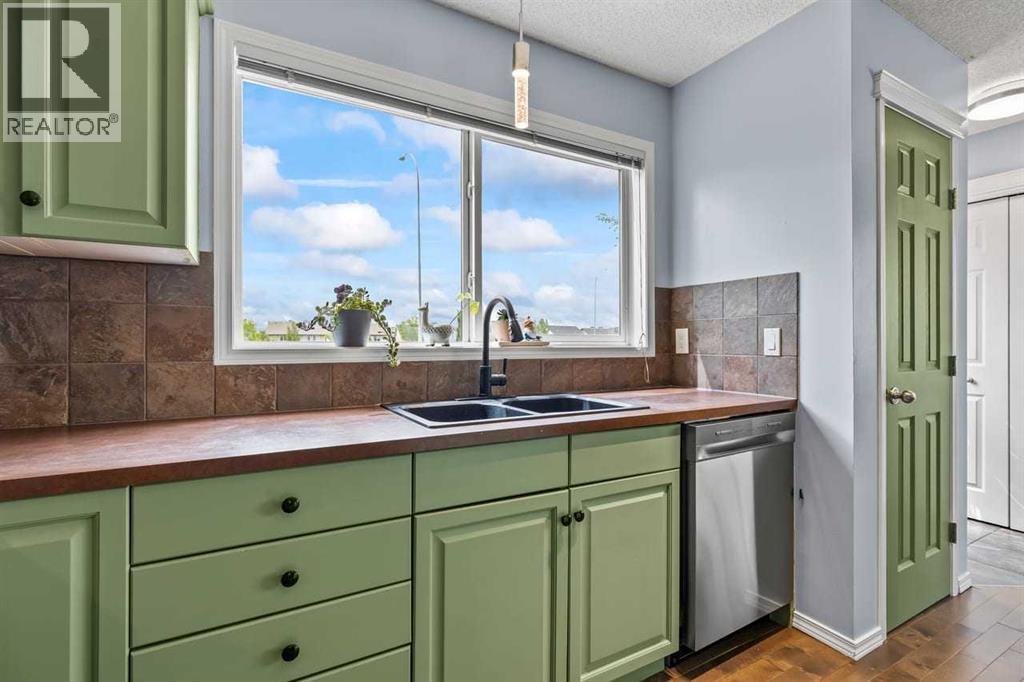 103 Copperfield Heights Se, Calgary, Alberta  T2Z 4R5 - Photo 10 - A2318857