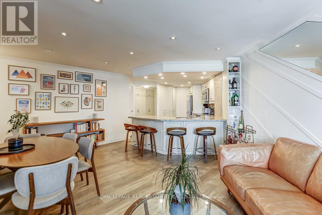 Ph23 - 77 Maitland Place, Toronto, Ontario  M4Y 2V6 - Photo 12 - C13448444