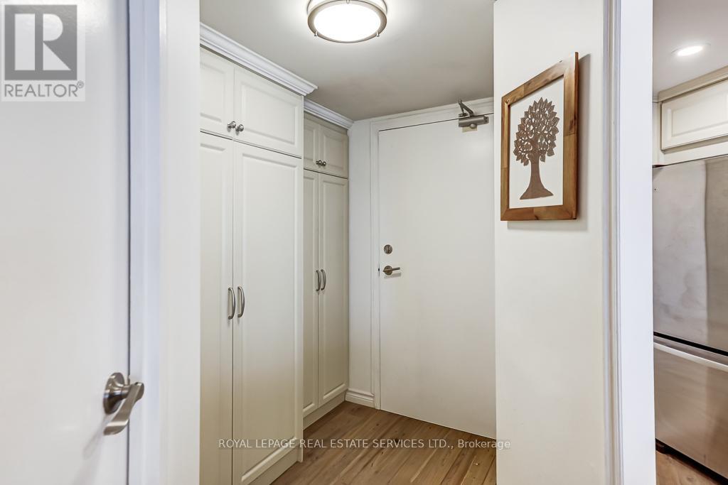 Ph23 - 77 Maitland Place, Toronto, Ontario  M4Y 2V6 - Photo 5 - C13448444