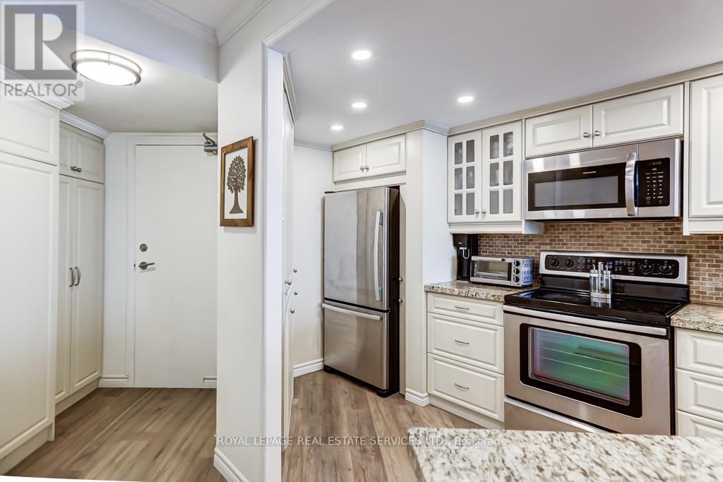 Ph23 - 77 Maitland Place, Toronto, Ontario  M4Y 2V6 - Photo 7 - C13448444