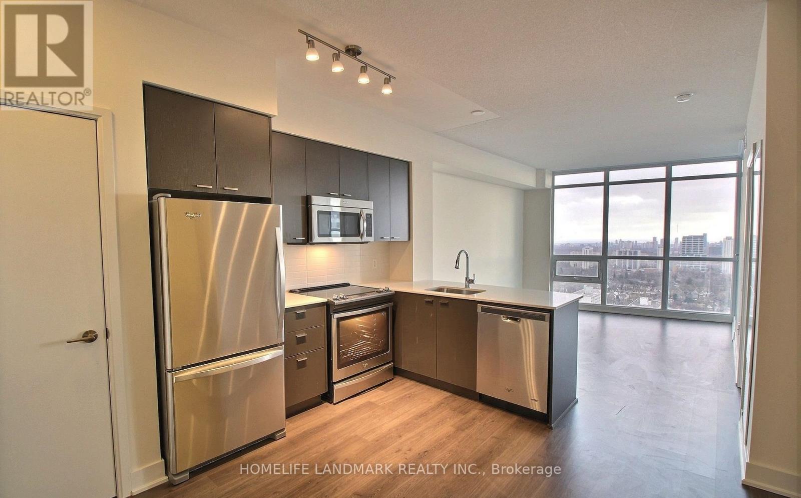 2611 - 30 Roehampton Avenue, Toronto, Ontario  M4P 1R2 - Photo 2 - C13448482