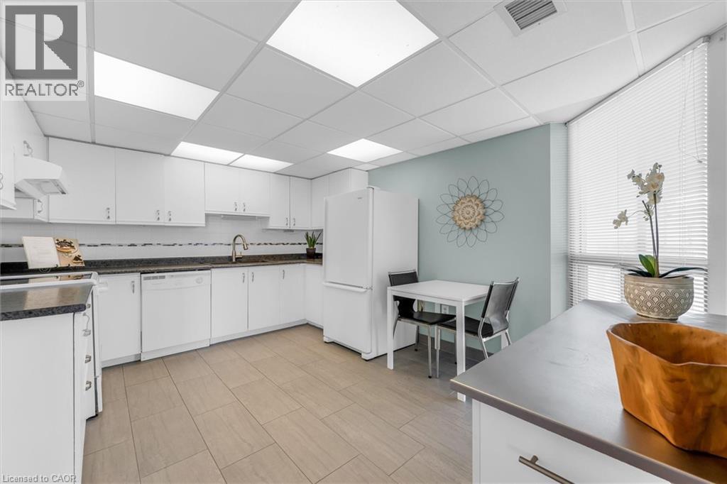 5090 Pinedale Avenue Unit# 909, Burlington, Ontario  L7L 5V8 - Photo 7 - 40835066