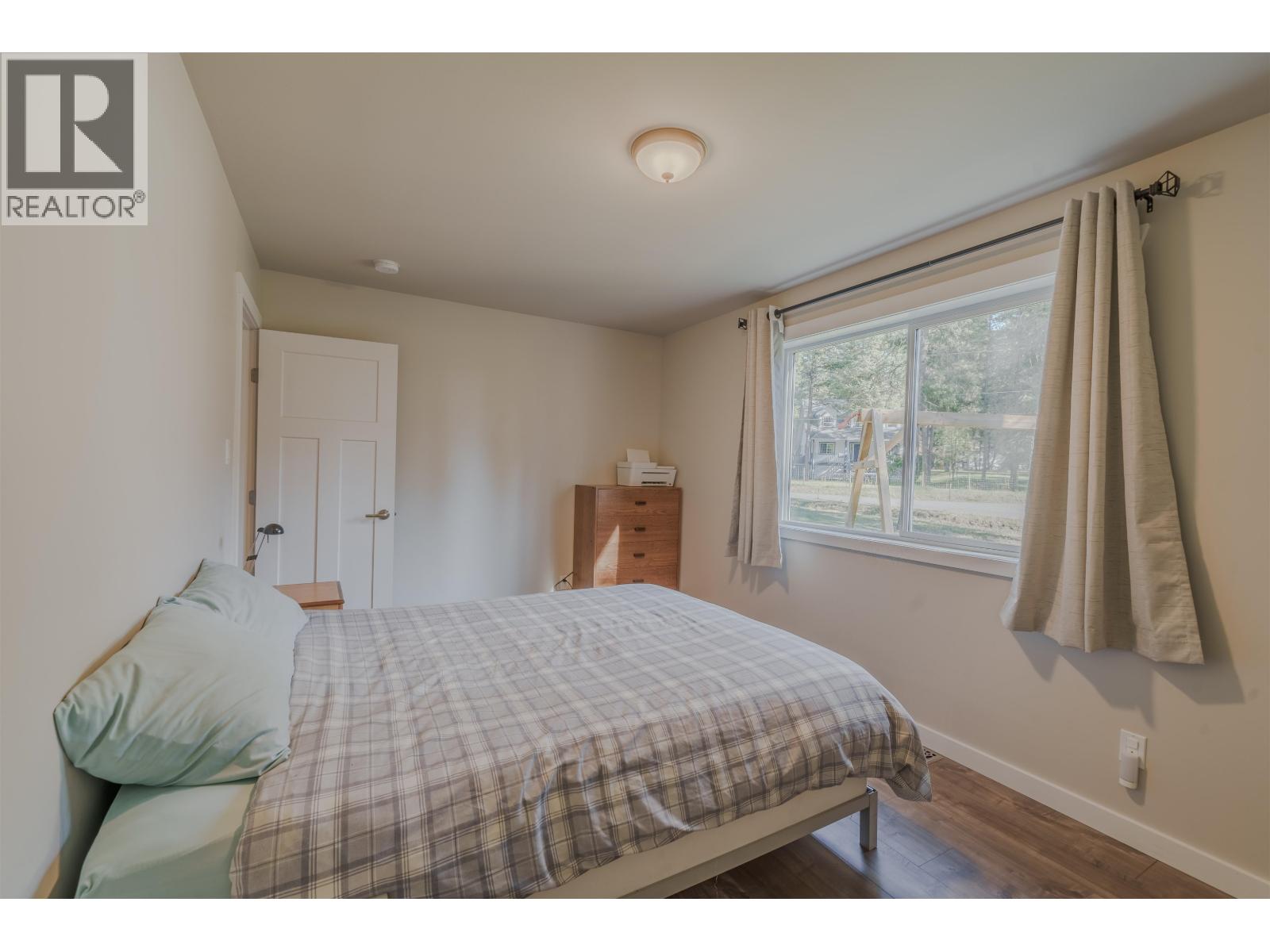5065 Kinncum Road, 108 Mile Ranch, British Columbia  V0K 2Z0 - Photo 17 - R3136262