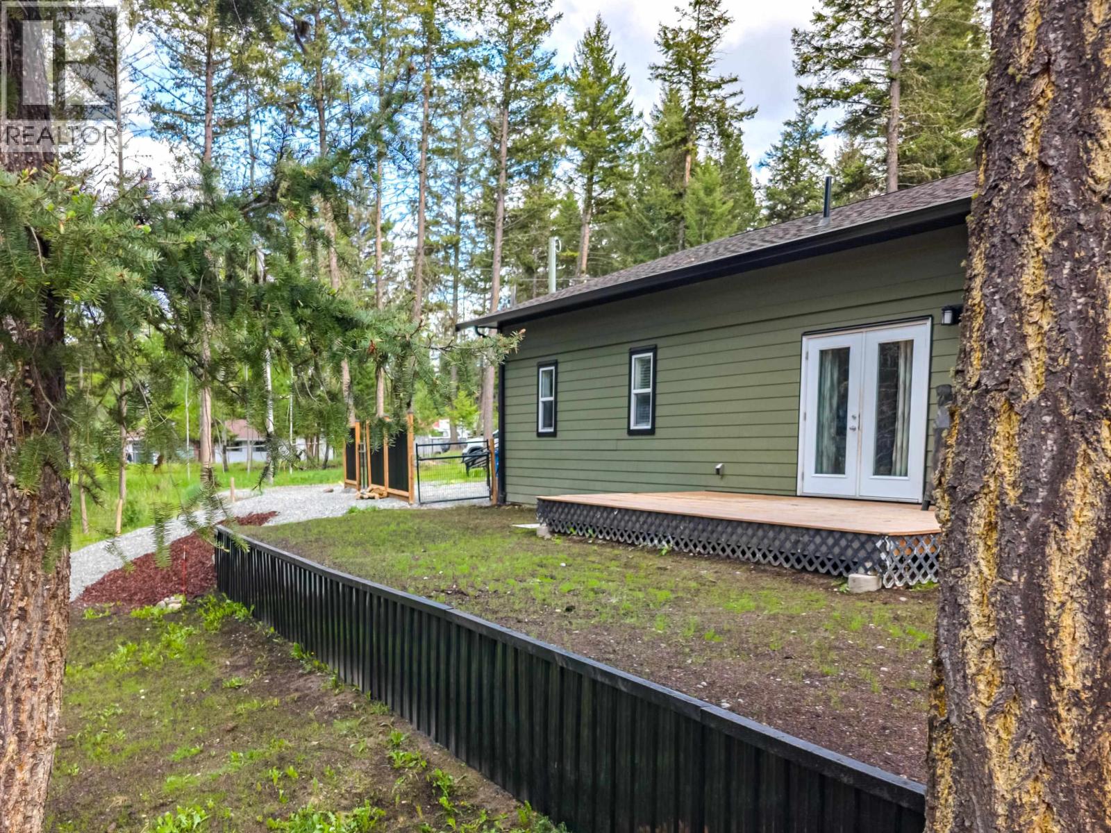 5065 Kinncum Road, 108 Mile Ranch, British Columbia  V0K 2Z0 - Photo 35 - R3136262
