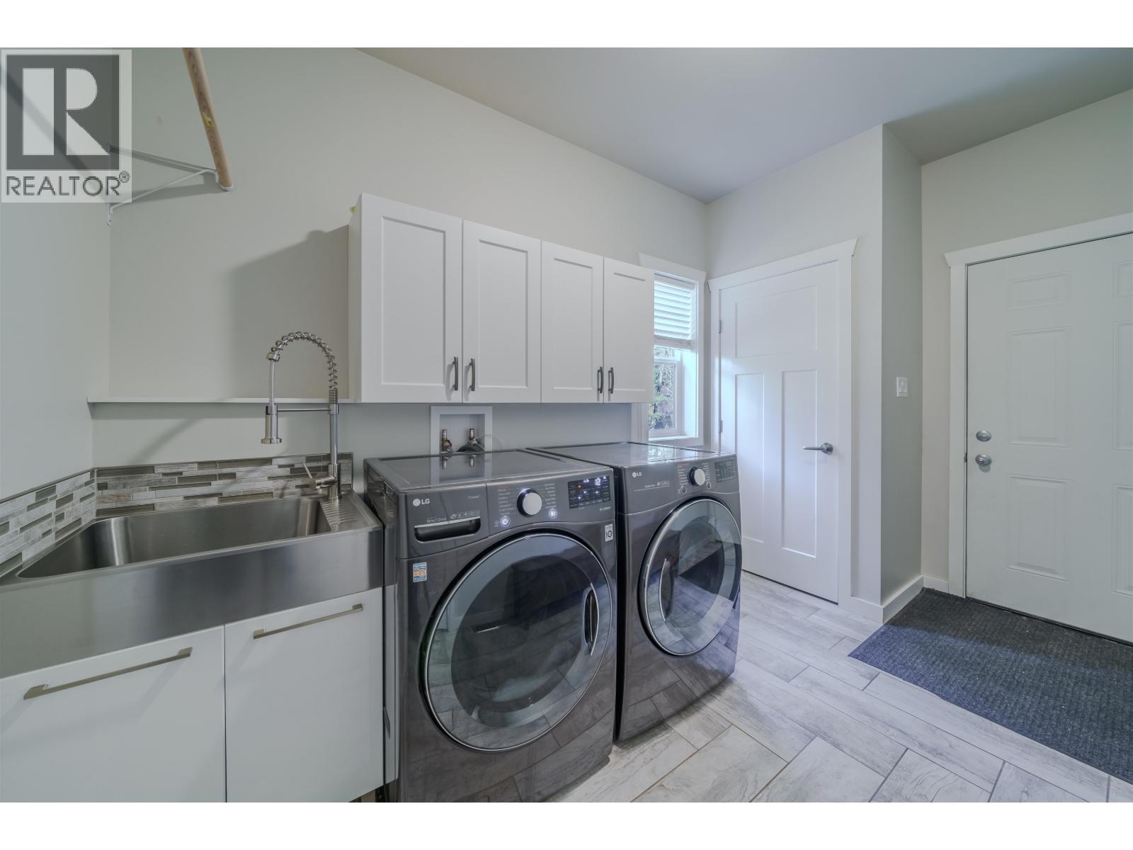 5065 Kinncum Road, 108 Mile Ranch, British Columbia  V0K 2Z0 - Photo 21 - R3136262
