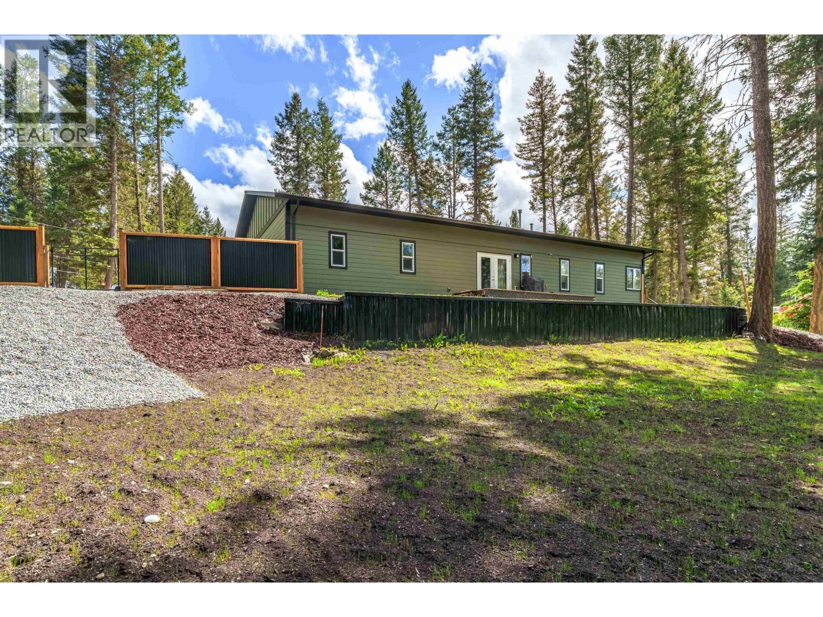 5065 Kinncum Road, 108 Mile Ranch, British Columbia  V0K 2Z0 - Photo 30 - R3136262