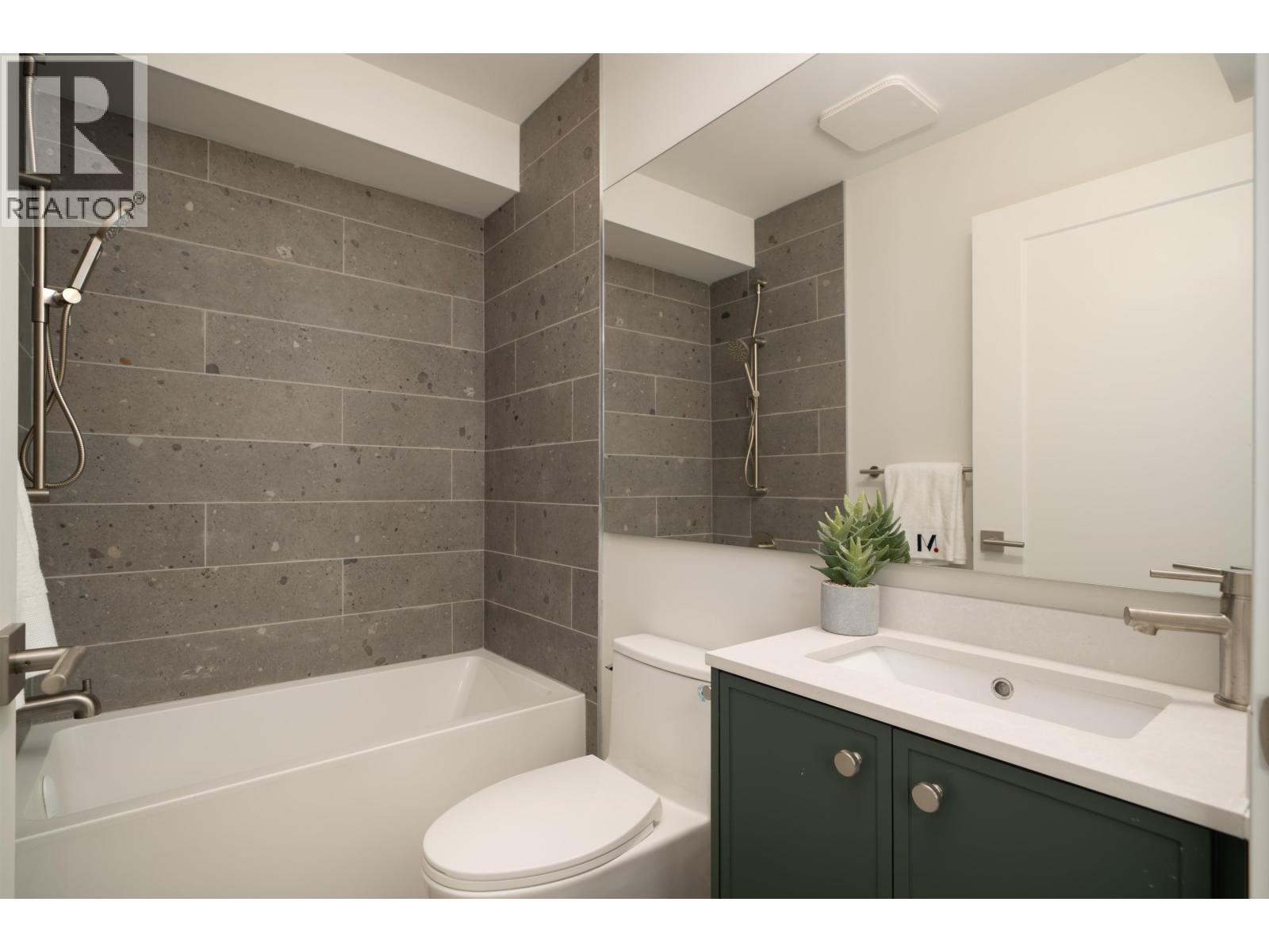 2 8508 East Boulevard, Vancouver, British Columbia  V6P 5E6 - Photo 30 - R3136152