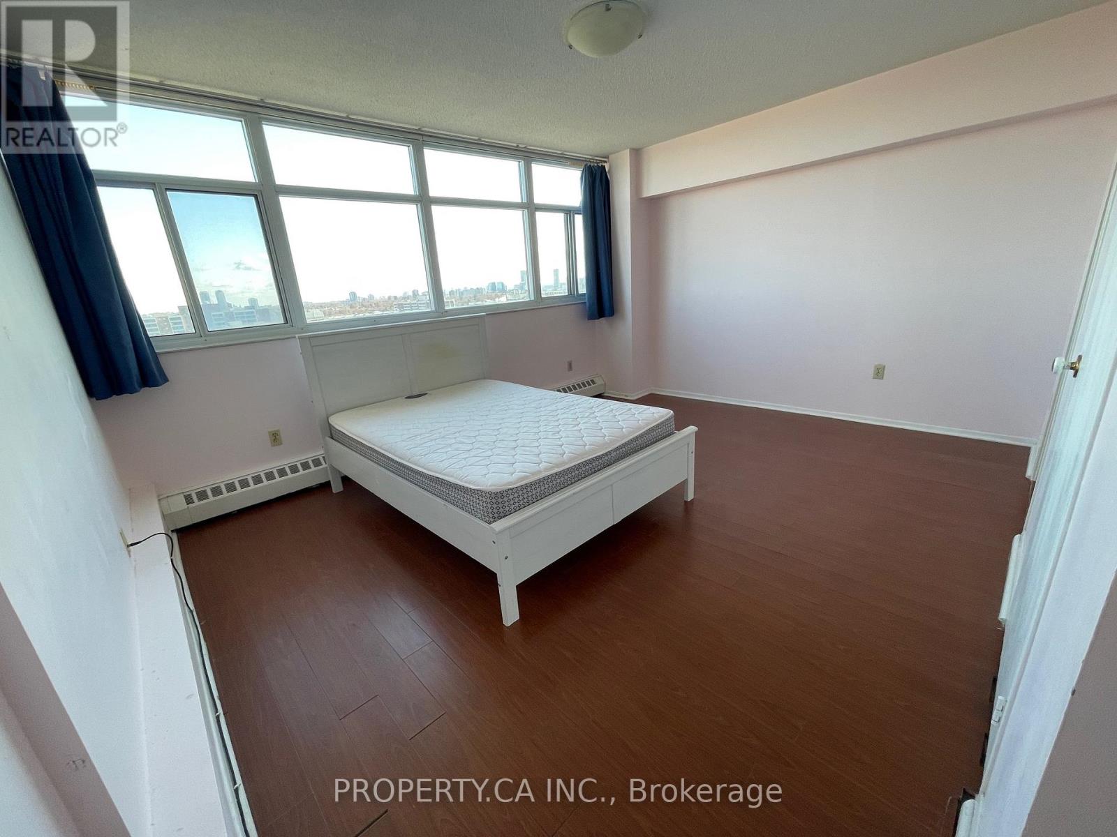 1904 - 2050 Bridletowne Circle, Toronto, Ontario  M1W 2V5 - Photo 5 - E13448432