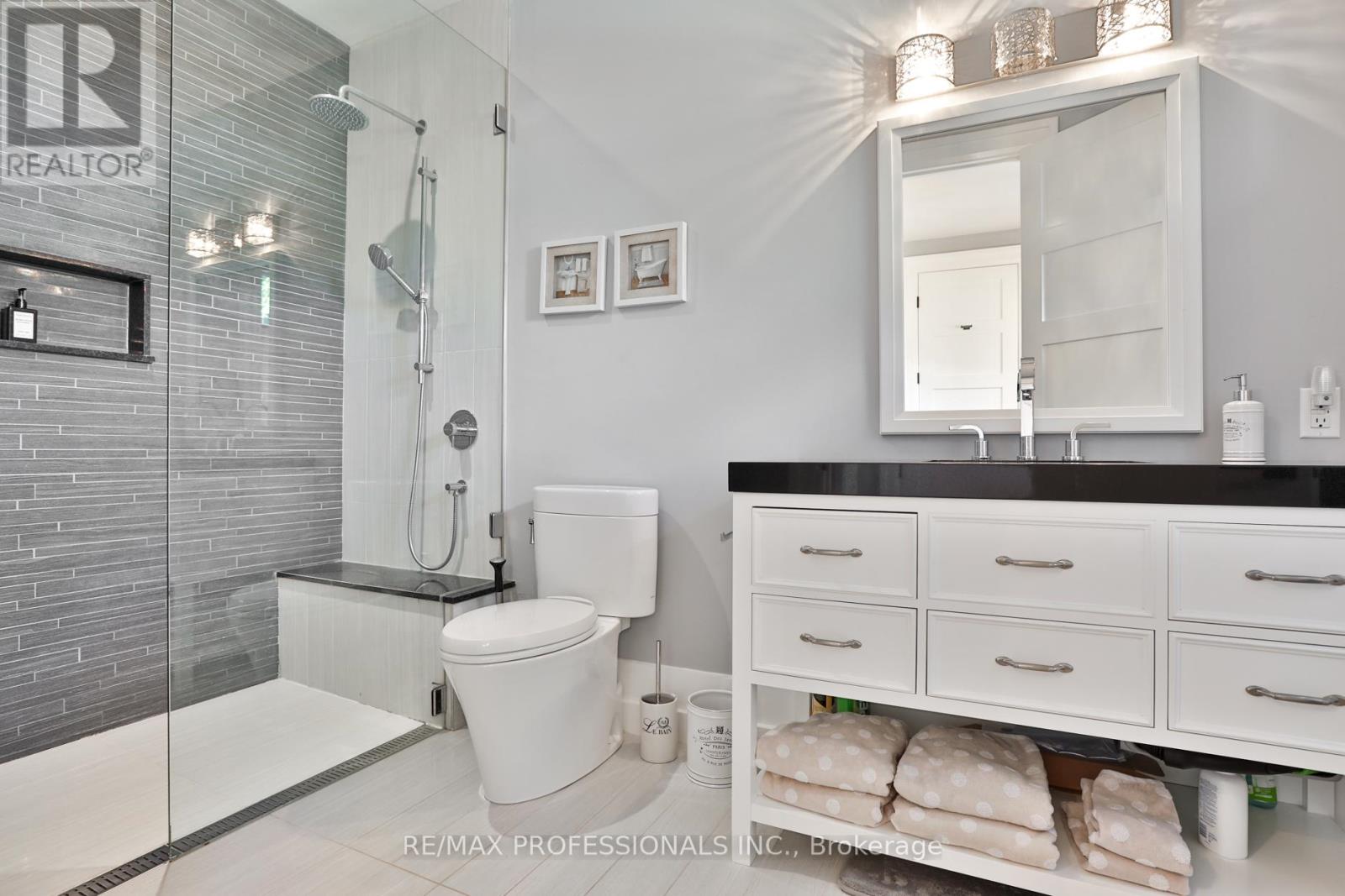 262 Maple Grove Drive, Oakville, Ontario  L6J 4V5 - Photo 29 - W13448452