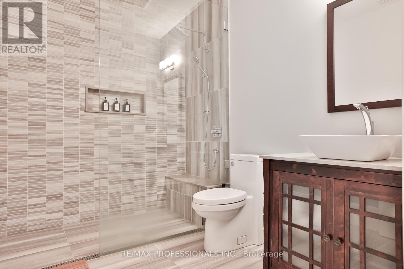 262 Maple Grove Drive, Oakville, Ontario  L6J 4V5 - Photo 33 - W13448452