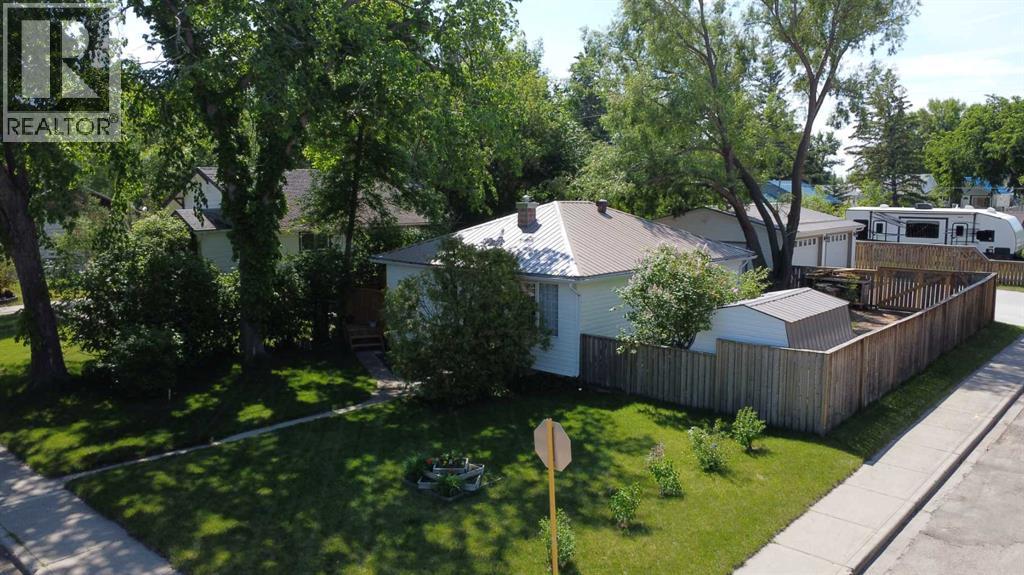 31 Spruce Avenue W, brooks, Alberta