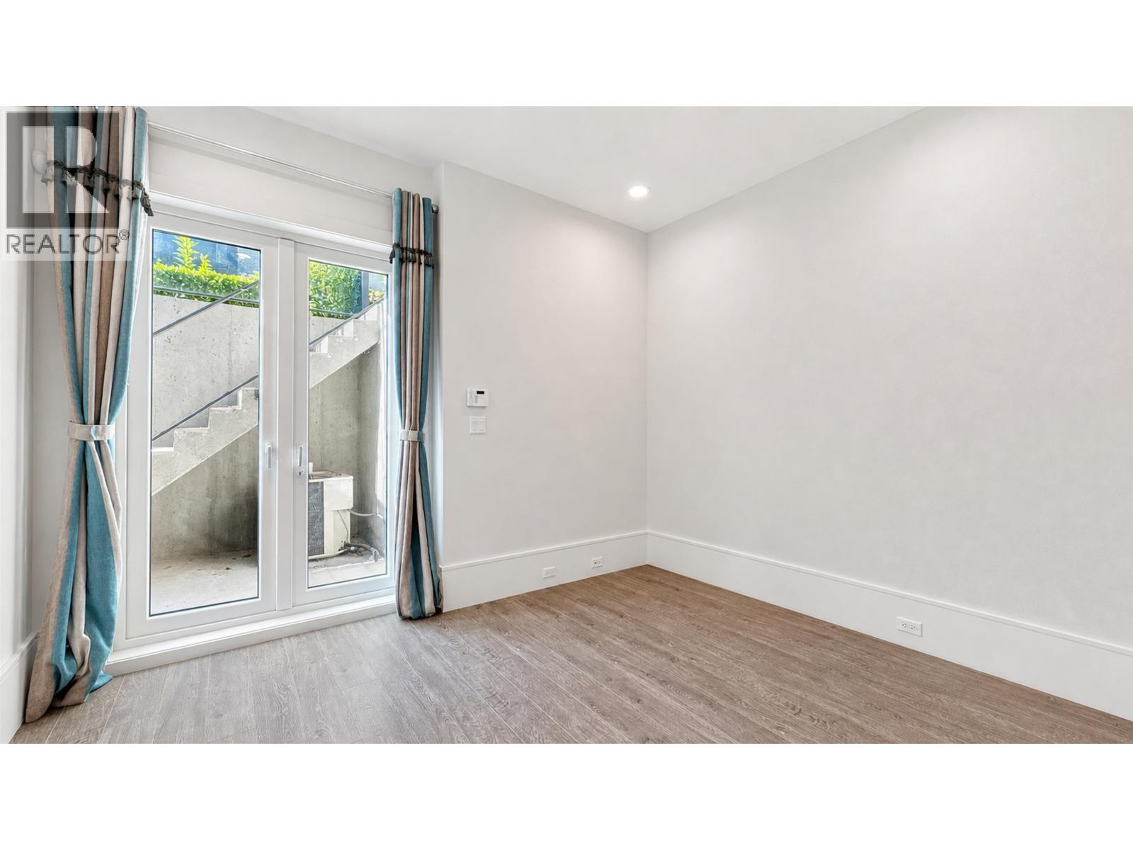 4632 W 11th Avenue, Vancouver, British Columbia  V6R 2M7 - Photo 37 - R3131755
