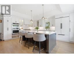 178 PARKVIEW CRESCENT, Newmarket, Ontario