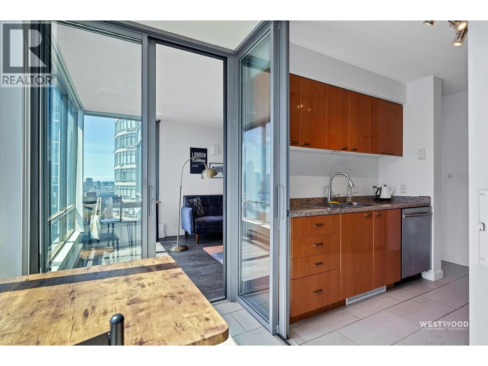 2606 1200 W Georgia Street, Vancouver, British Columbia  V6E 4R2 - Photo 11 - R3136222